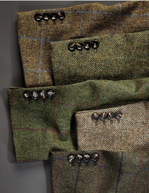 El Tweed se teje tradicionalmente en Tonos Tierra (verdes y marrones)